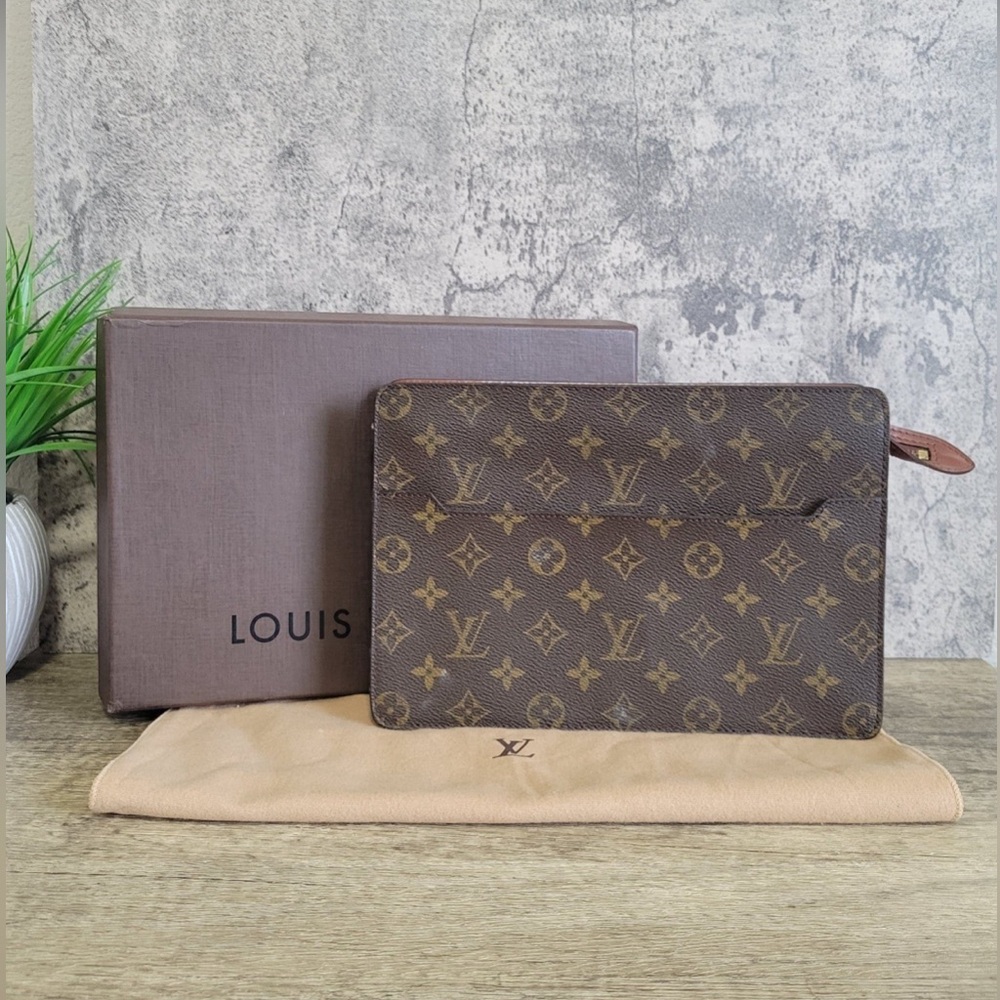 LV Monogram Pochette Homme Clutch AUTH